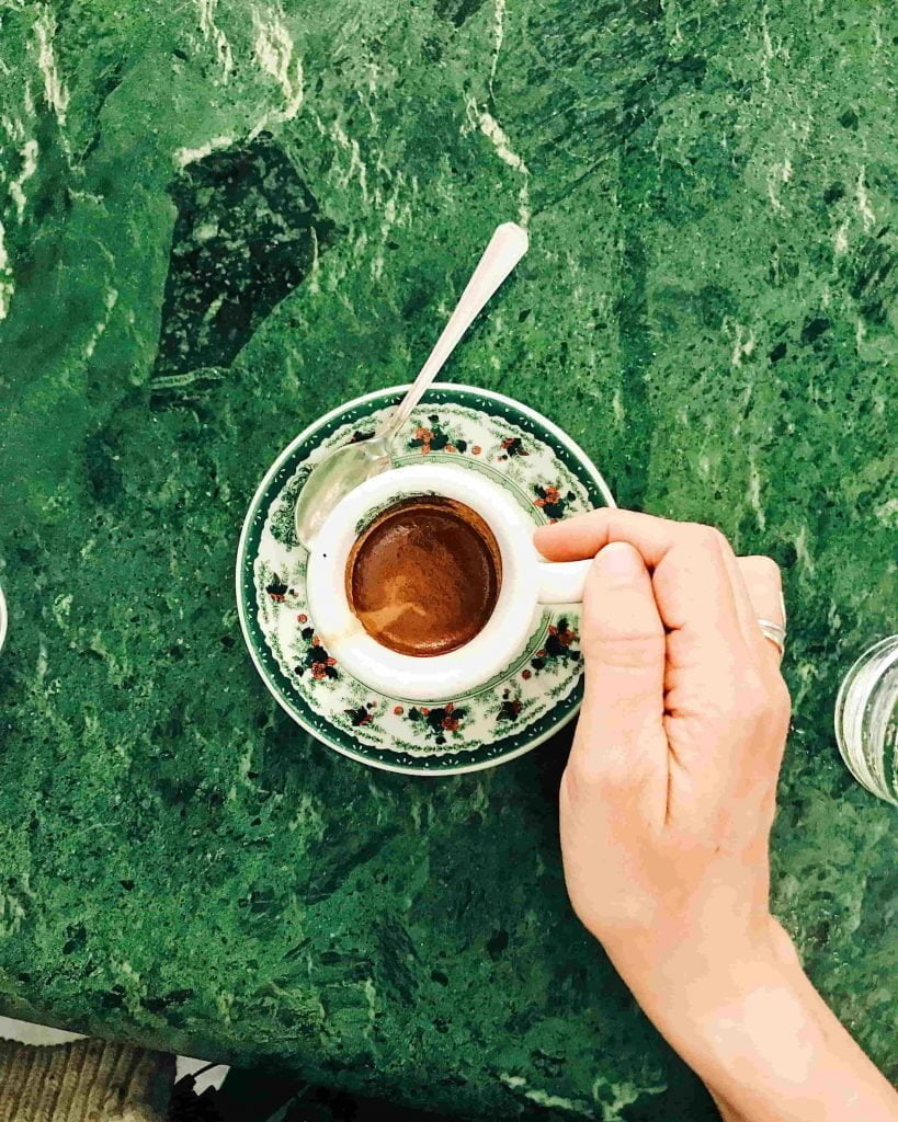 The BEST 5 Coffee Shops in Naples À La French Food